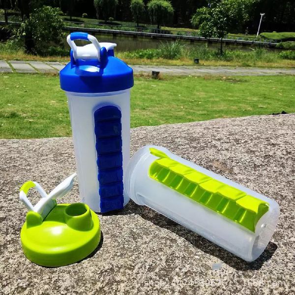 شیکر-همراه-جاقرصی-دار-Z3332